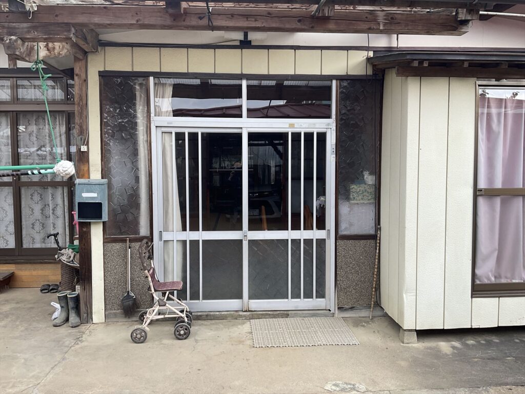 玄関引戸 交換前